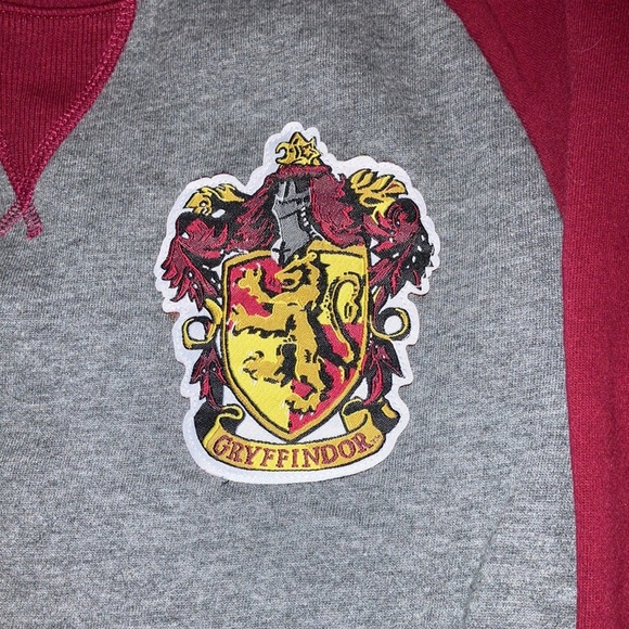 The Wizarding World of Harry Potter Gryffindor Sweatshirt, XS - Picture 2 of 7